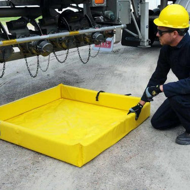 UltraTech Foldable Spill Berm
